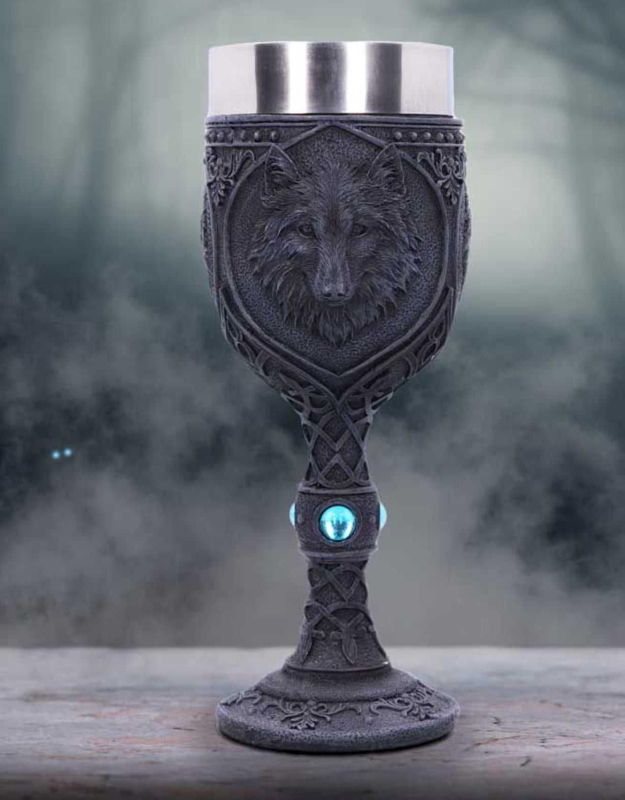 Night Wolf Goblet 19.5cm