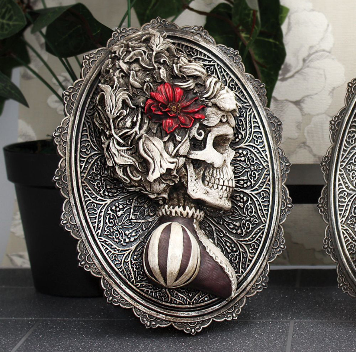 Beautiful Female Skeleton Plaque Day of the Dead Valentine