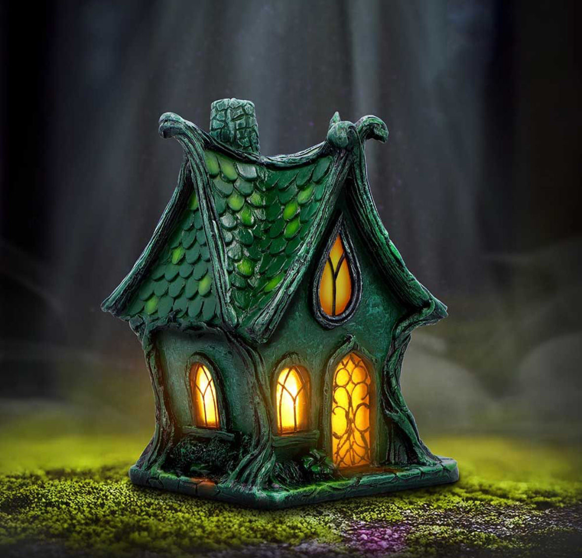 Evergreen Lodge Light Up Fairy House